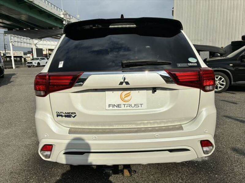 OUTLANDER PHEV
