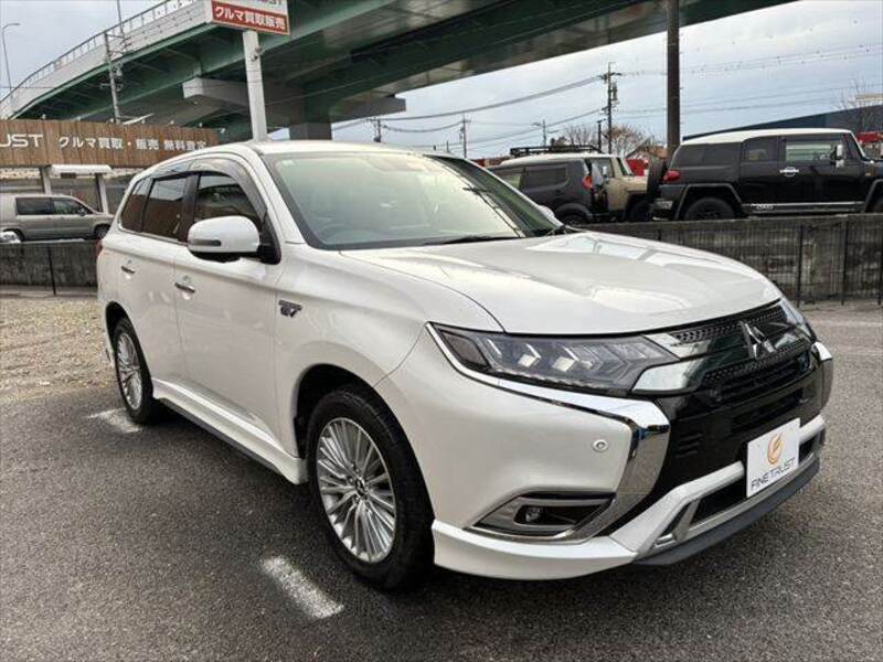 OUTLANDER PHEV