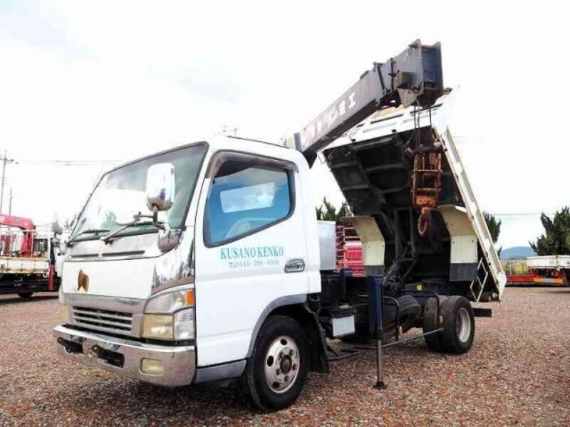 MITSUBISHI CANTER