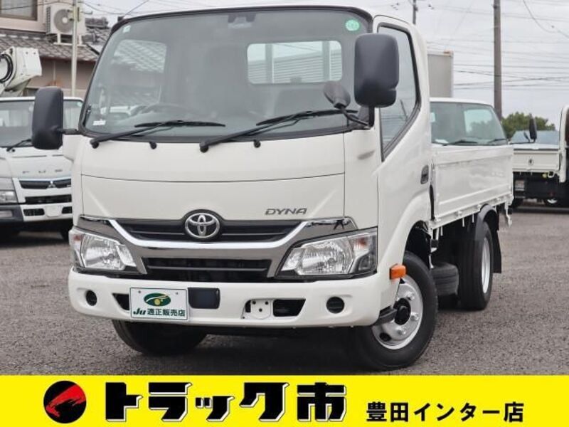 TOYOTA DYNA