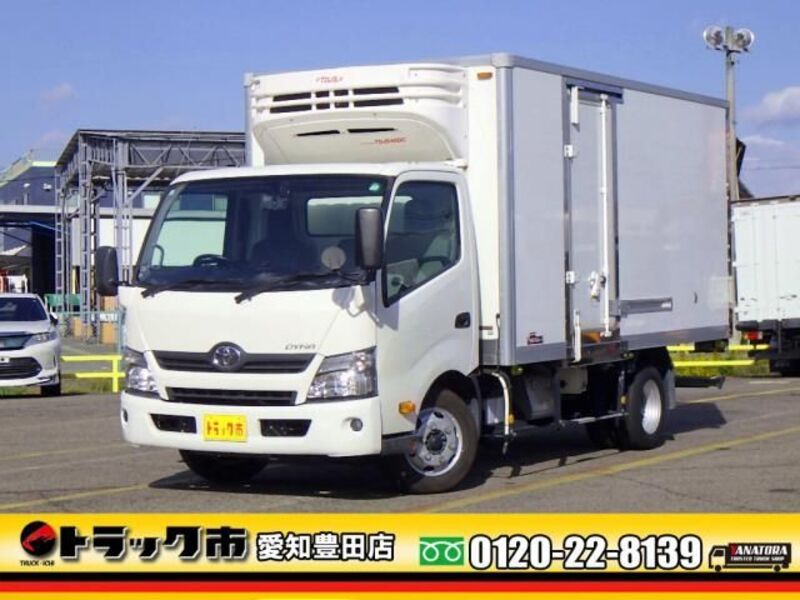 TOYOTA DYNA
