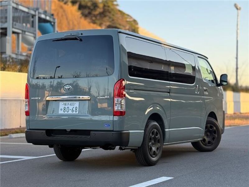 HIACE VAN