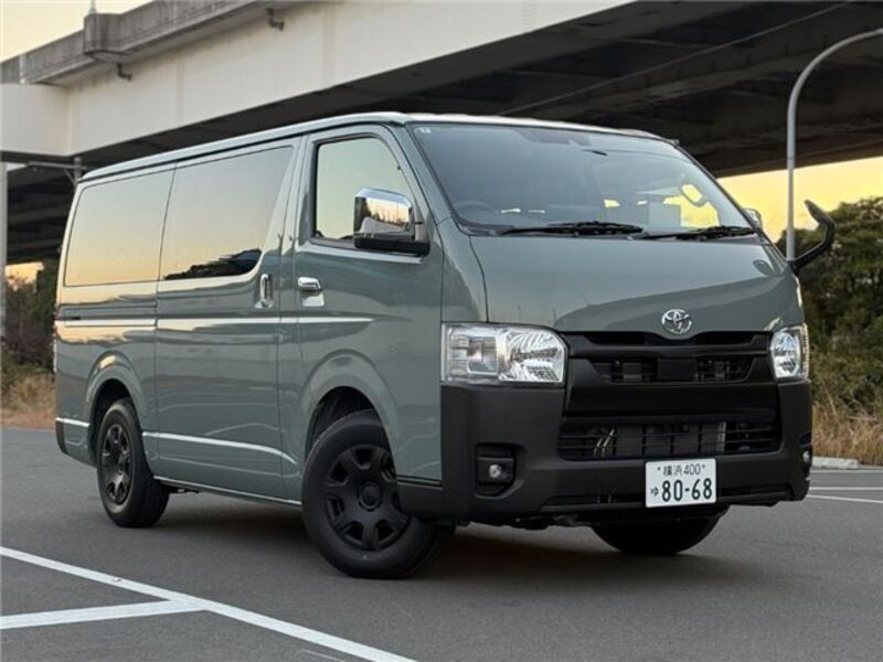 HIACE VAN