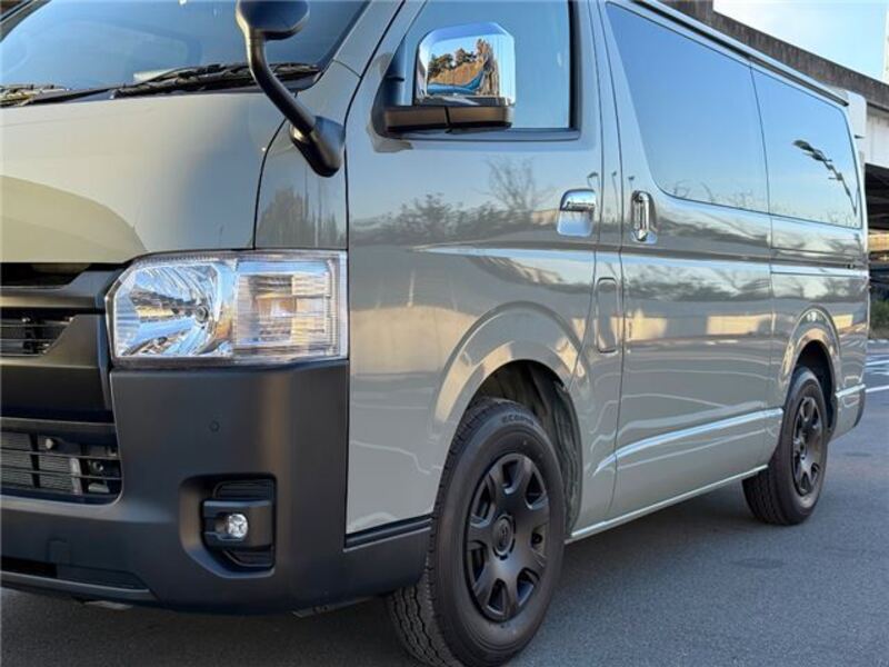 HIACE VAN