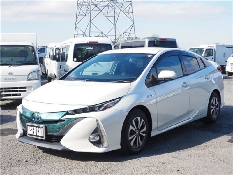PRIUS PHV