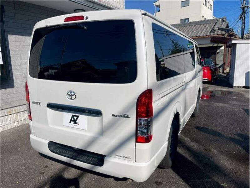 HIACE VAN