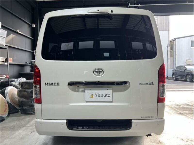 HIACE VAN