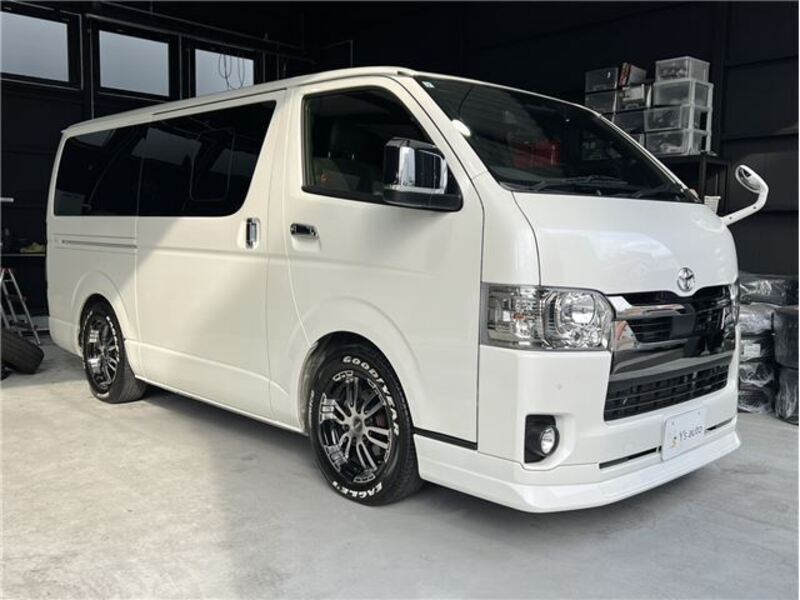 HIACE VAN