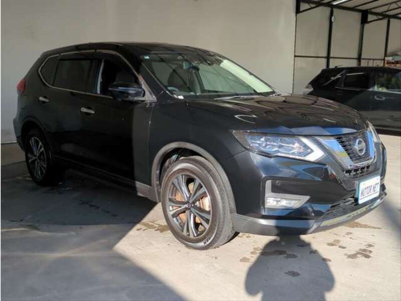 X-TRAIL