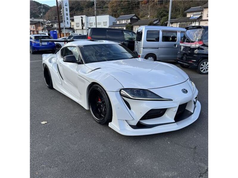 TOYOTA SUPRA