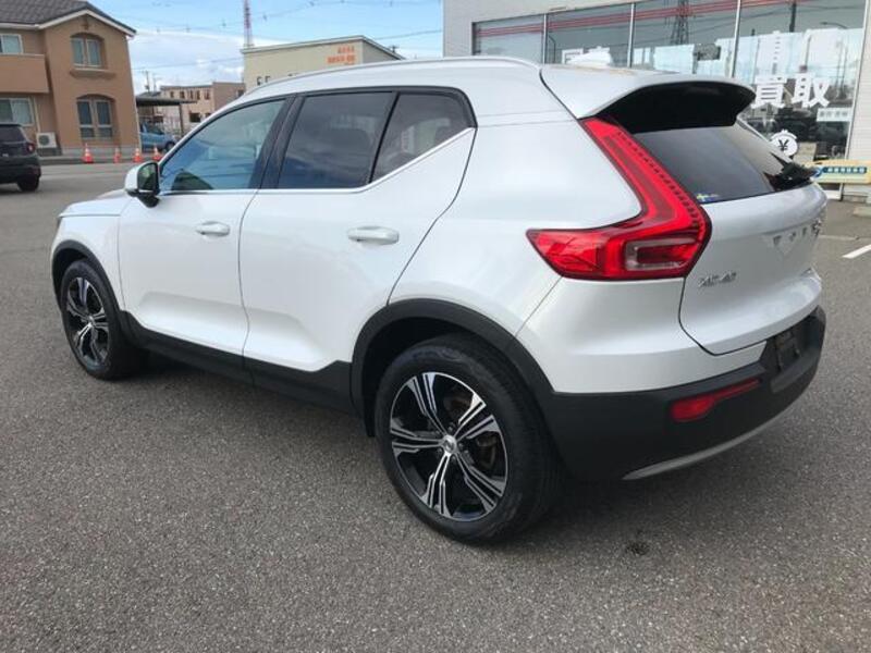 XC40
