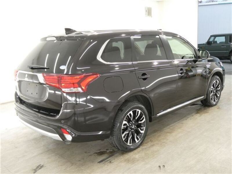 OUTLANDER PHEV