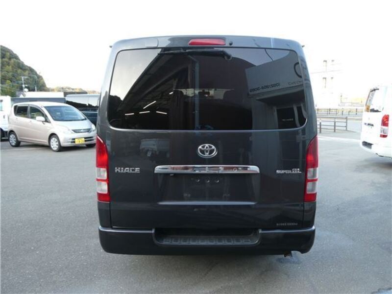 HIACE VAN