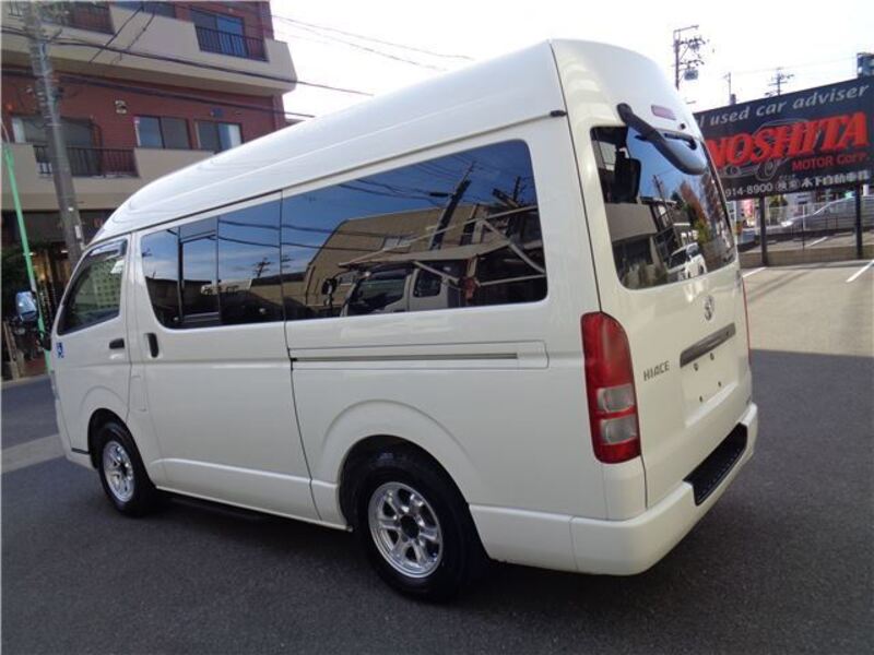 HIACE VAN
