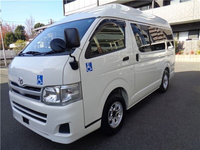 HIACE VAN