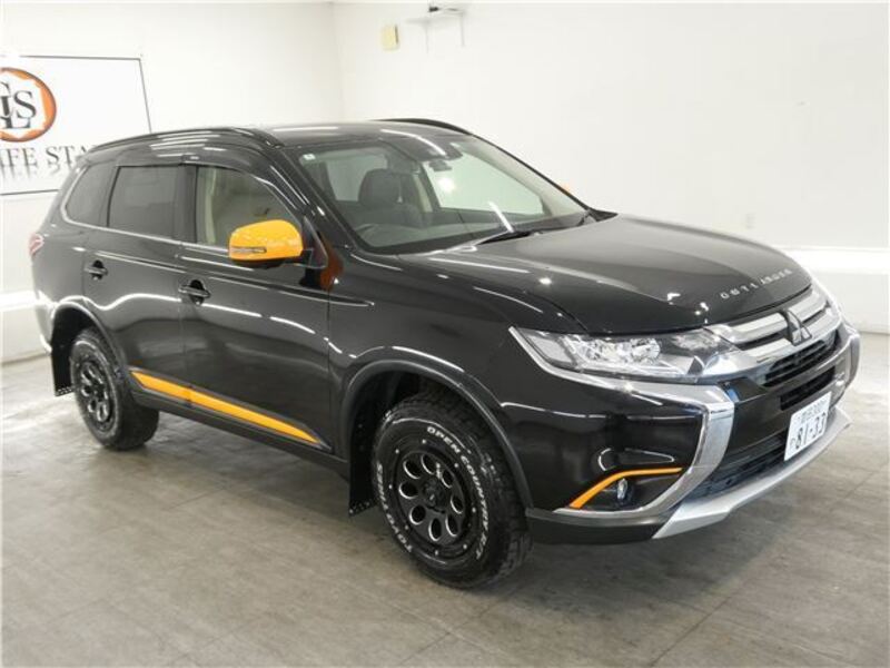 MITSUBISHI OUTLANDER