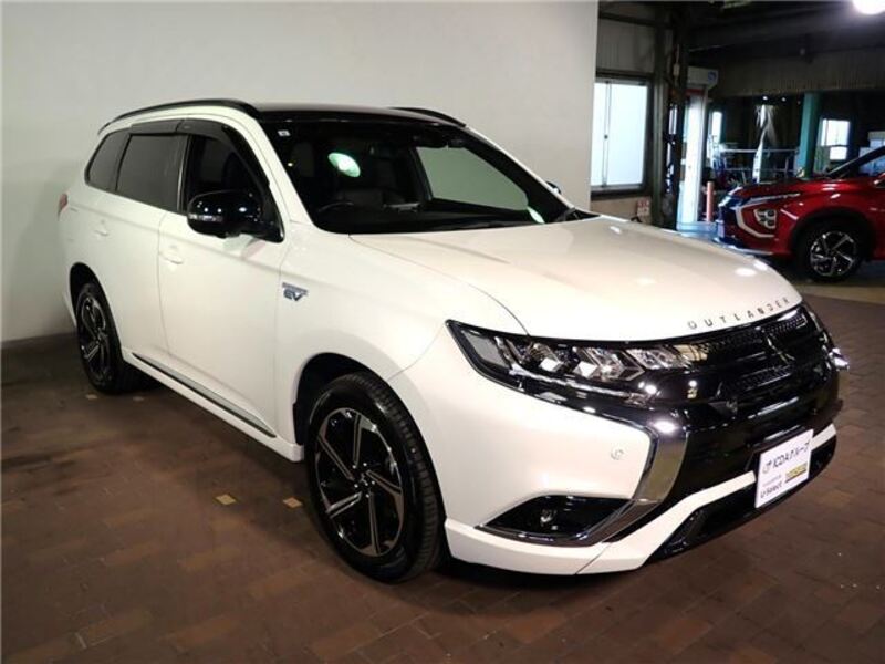 OUTLANDER PHEV