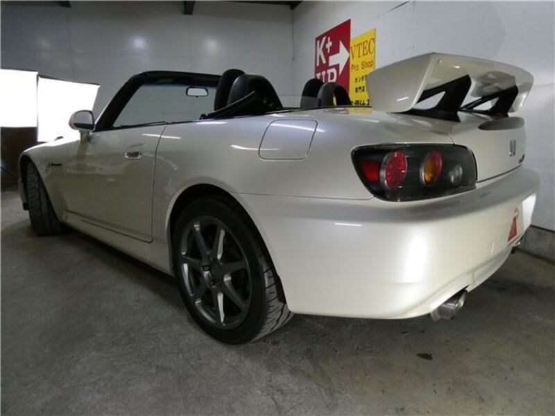 S2000