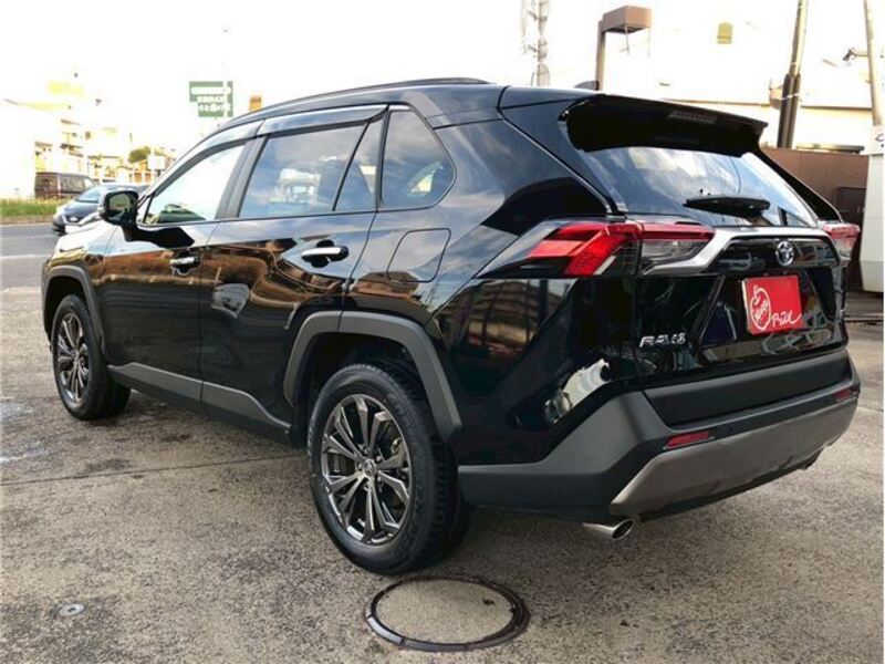 RAV4