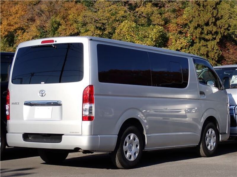 HIACE VAN