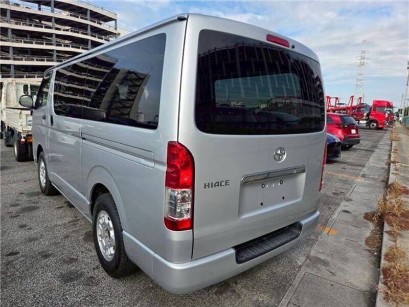 HIACE
