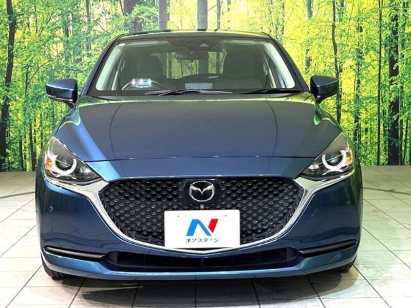 MAZDA2
