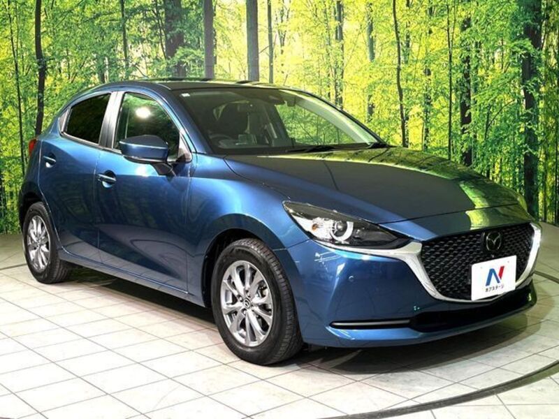 MAZDA2