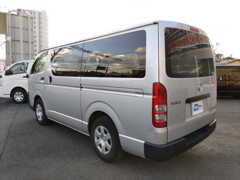 HIACE VAN