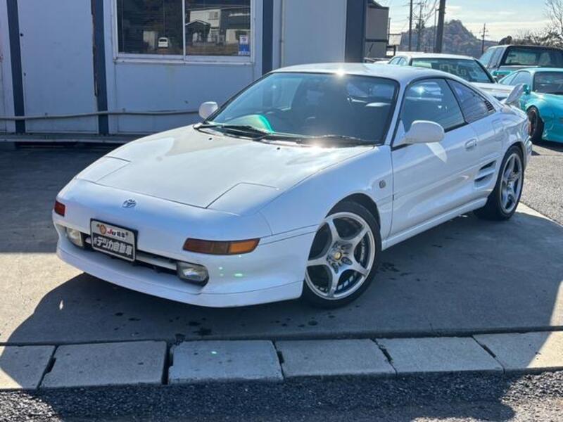 TOYOTA MR2