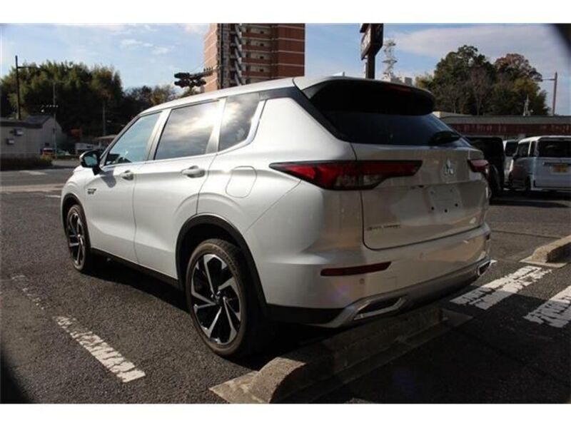 OUTLANDER PHEV