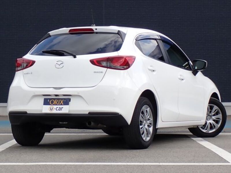 MAZDA2