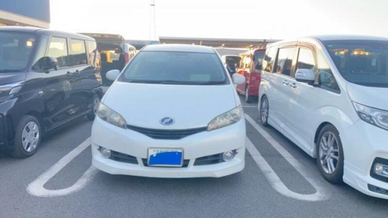 TOYOTA WISH