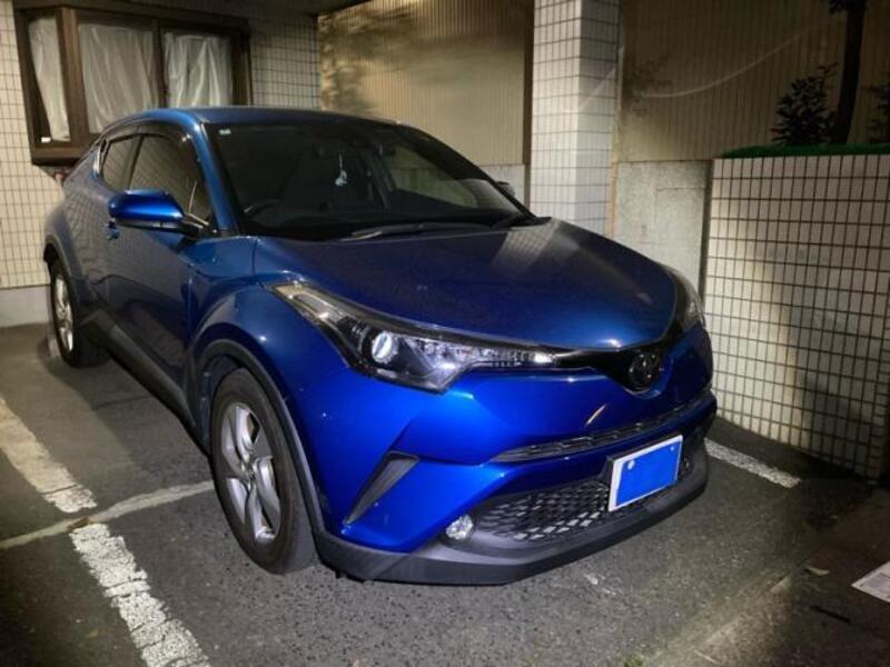 TOYOTA C-HR