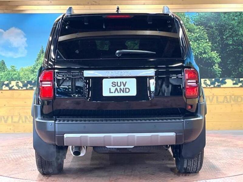 LAND CRUISER 250