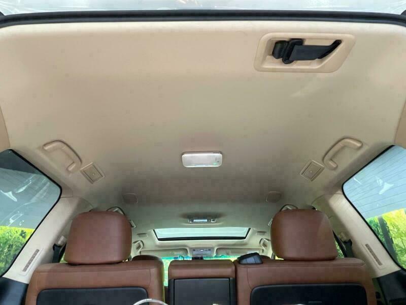 LAND CRUISER