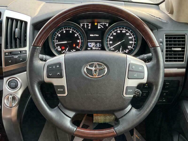 LAND CRUISER