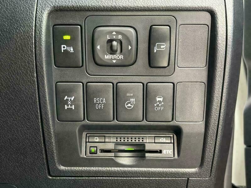 LAND CRUISER