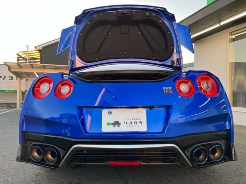 GT-R