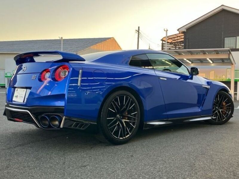 GT-R