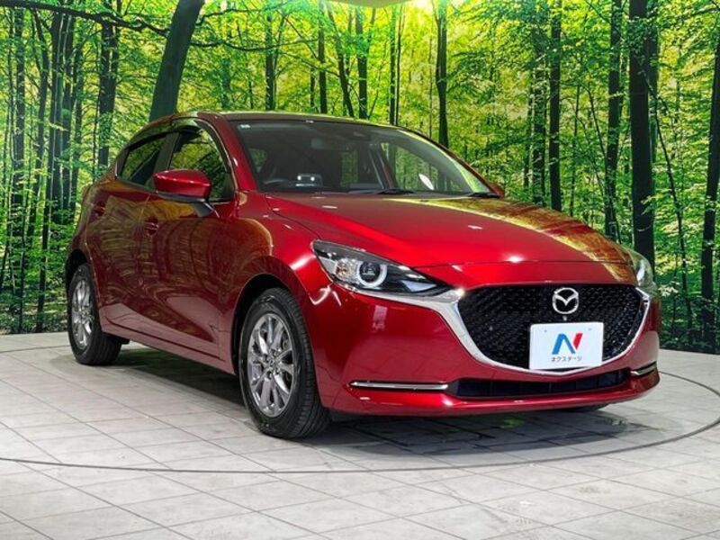 MAZDA2