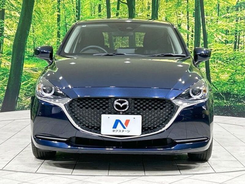 MAZDA2