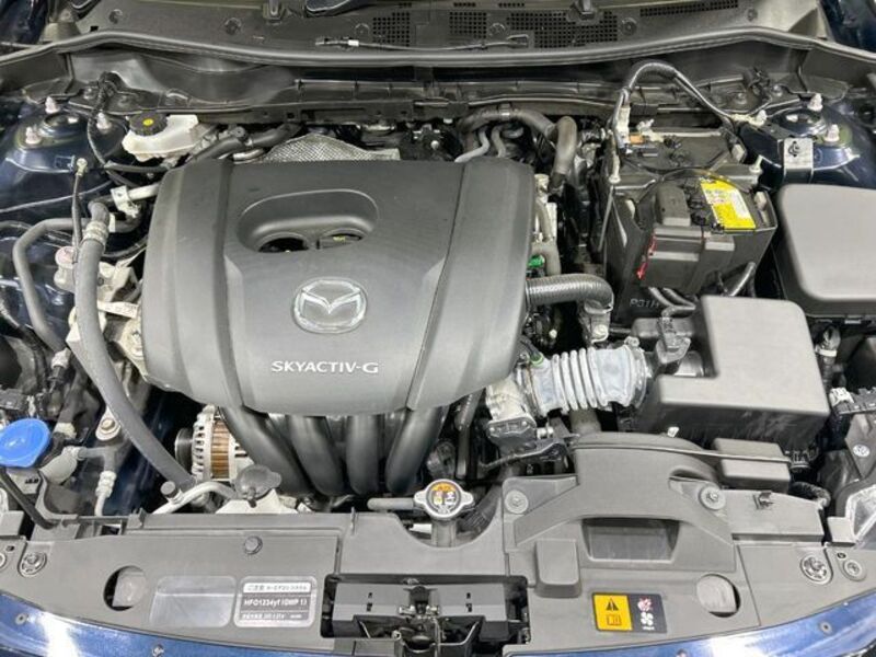 MAZDA2