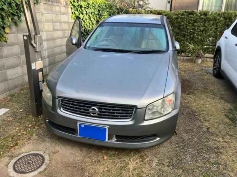 NISSAN STAGEA