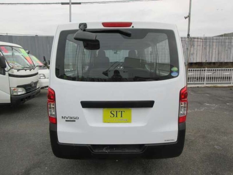 NV350 CARAVAN