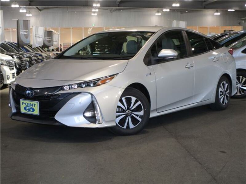 TOYOTA PRIUS PHV