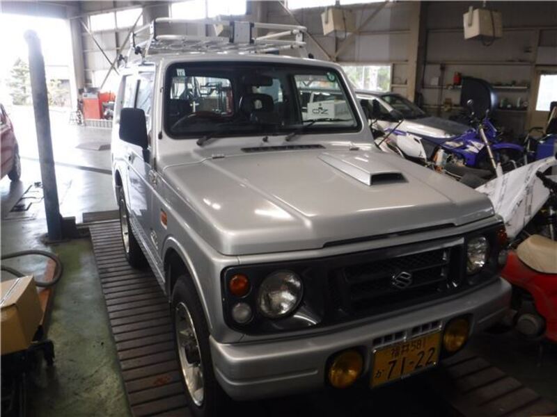 SUZUKI JIMNY