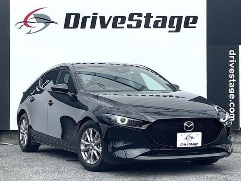 MAZDA3