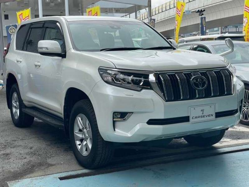 TOYOTA LAND CRUISER PRADO