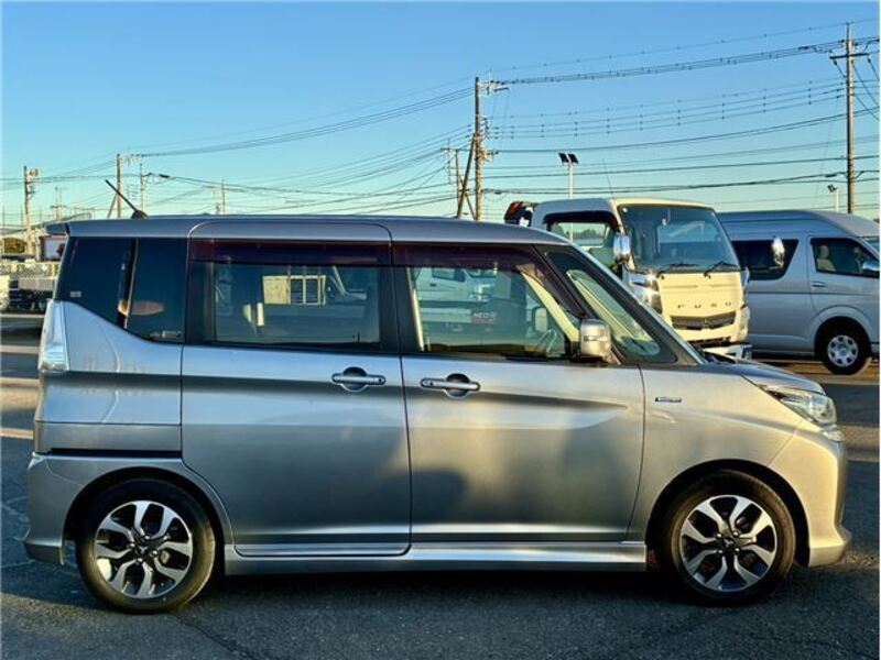 DELICA D2