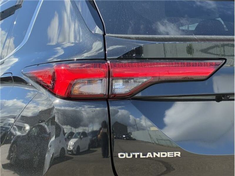 OUTLANDER PHEV